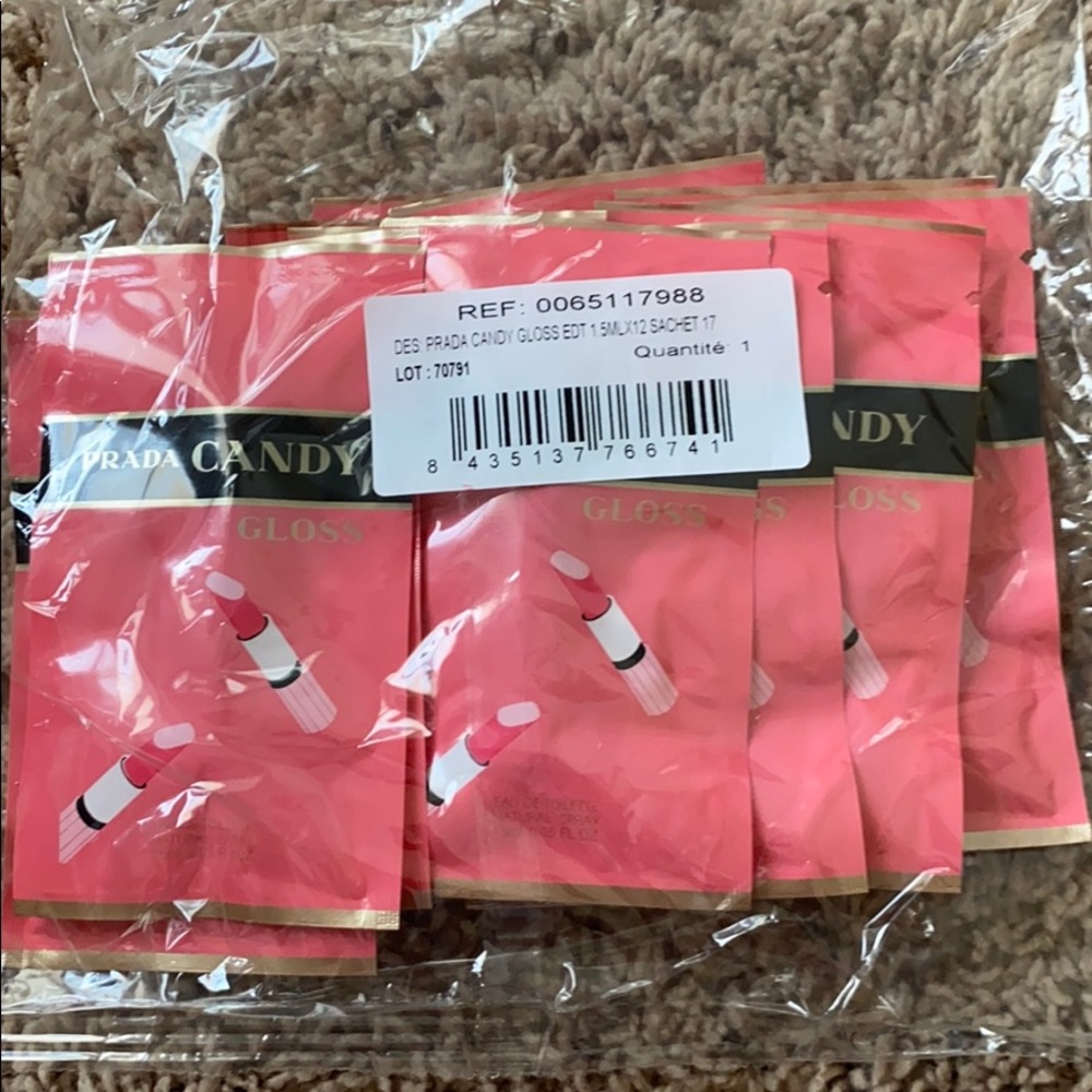 12x tested Spray, new never opened, Prada candy
